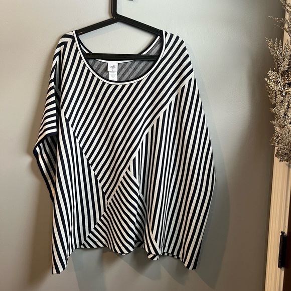 CAbi Tops - Cabi | Shawl